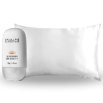 SET CADOU: PURE PROTECT, Sunscreen SPF 50 PA++++ și Față de pernă din mătase naturală alb perlat - INA M by Oana Roman